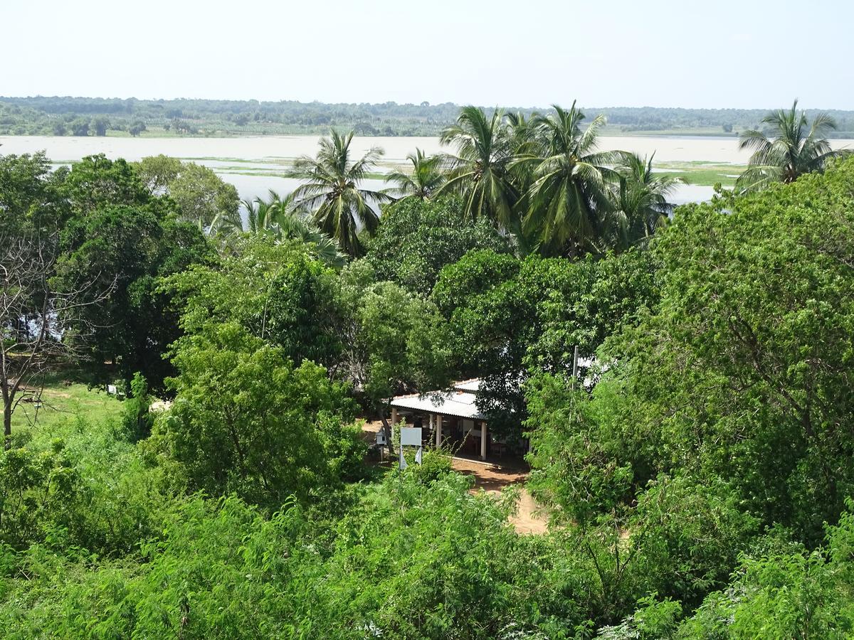 Hotel Grand Halabana Weerawila Exterior photo